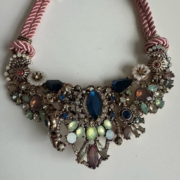 Eye Candy LA  Juline Multi Color Crystal Collar Necklace - Picture 3 of 8